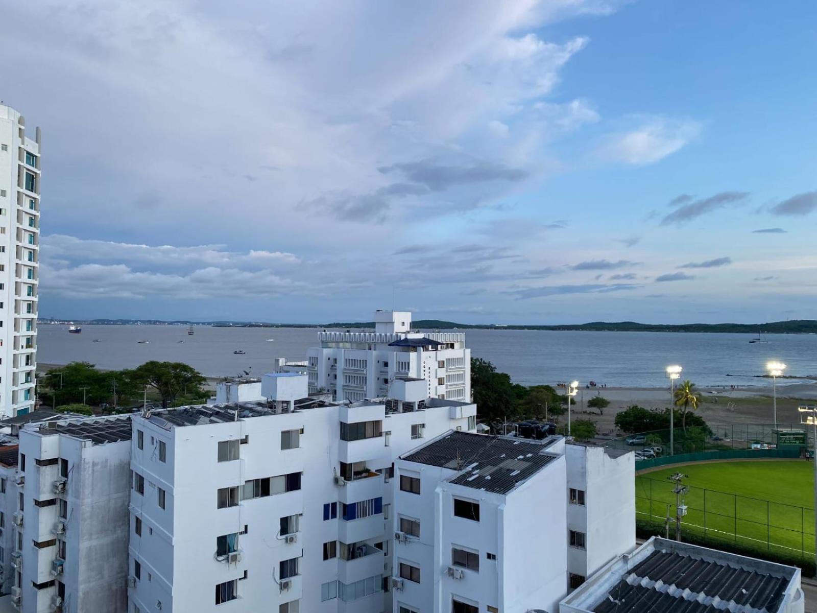 Séjour chez l'habitant Doble Bano Privado Cerca Al Mar Y Bahia